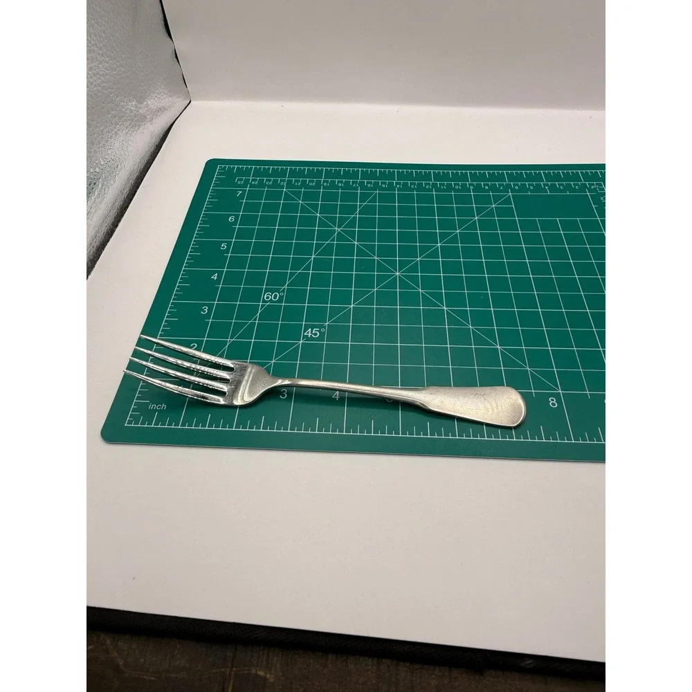 Oneida SSS Stainless Steel Dinner Forks Set of 4 Fiddle Pattern 7.5 Inch